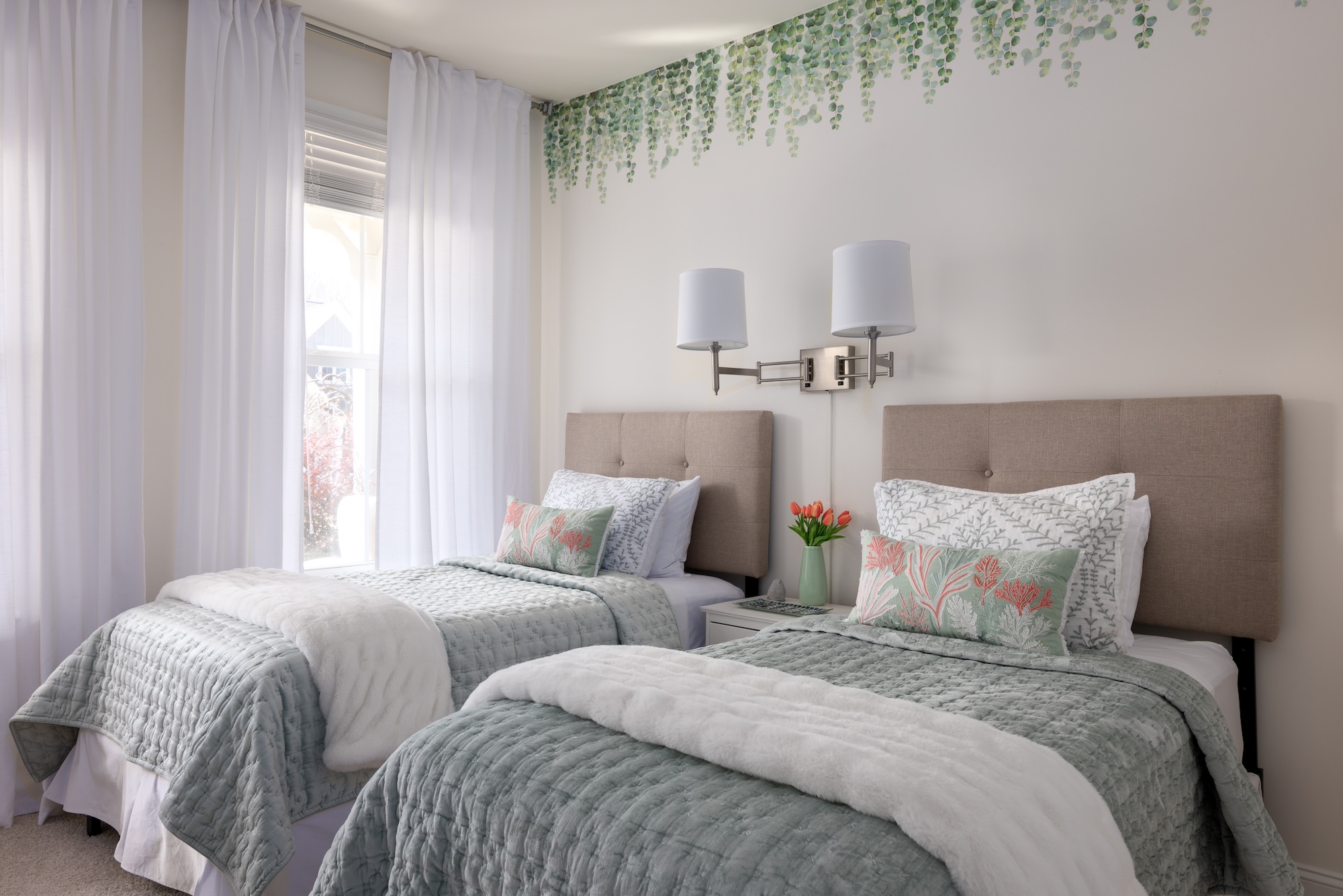 Twin Beds Bedroom Interior Design